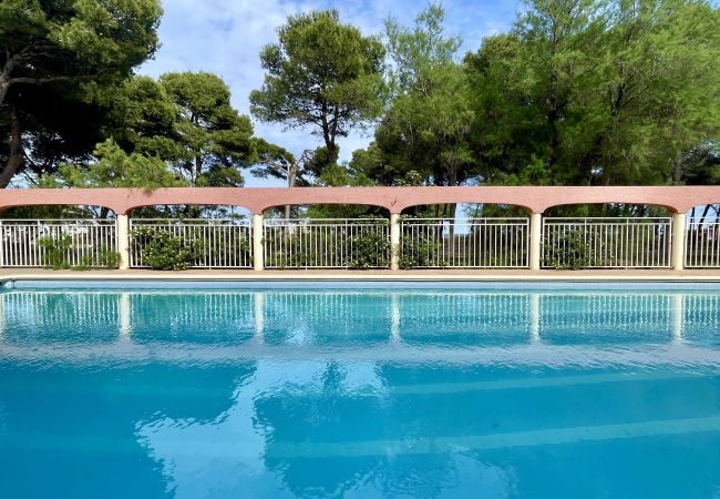 Apartament en Estartit - SALLES BEACH 2