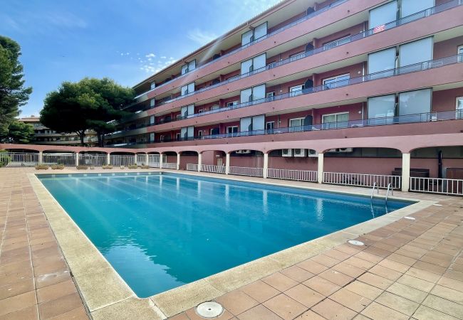 Apartament en Estartit - Salles Beach 44 - dúplex amb piscina i vista mar