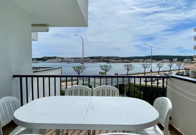 Apartament en L'Escala - PASSEIG DEL MAR 03 Apartament en L'Escala - PASSEIG DEL MAR 03