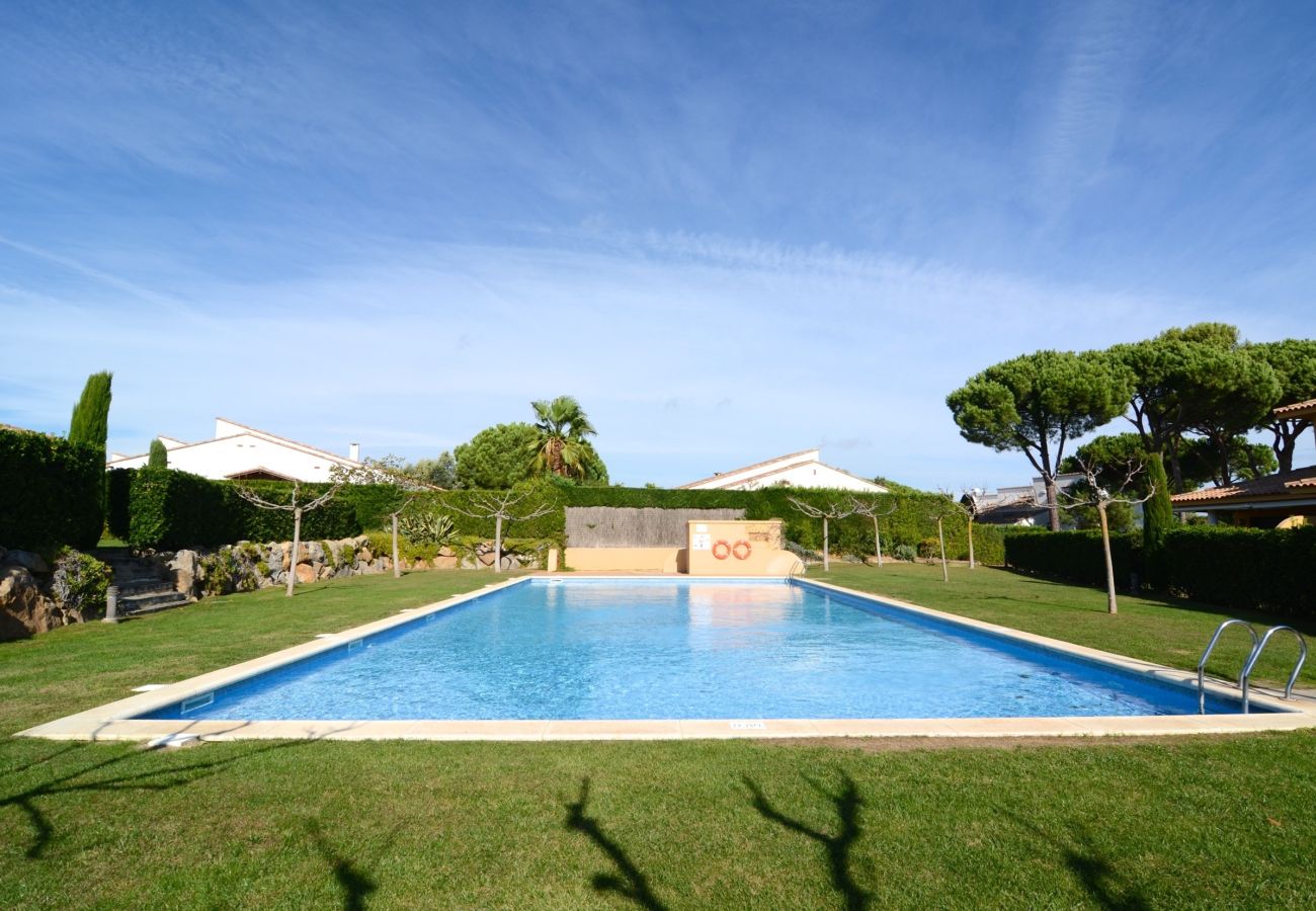 Casa en Pals - BIRDIE CLUB 31