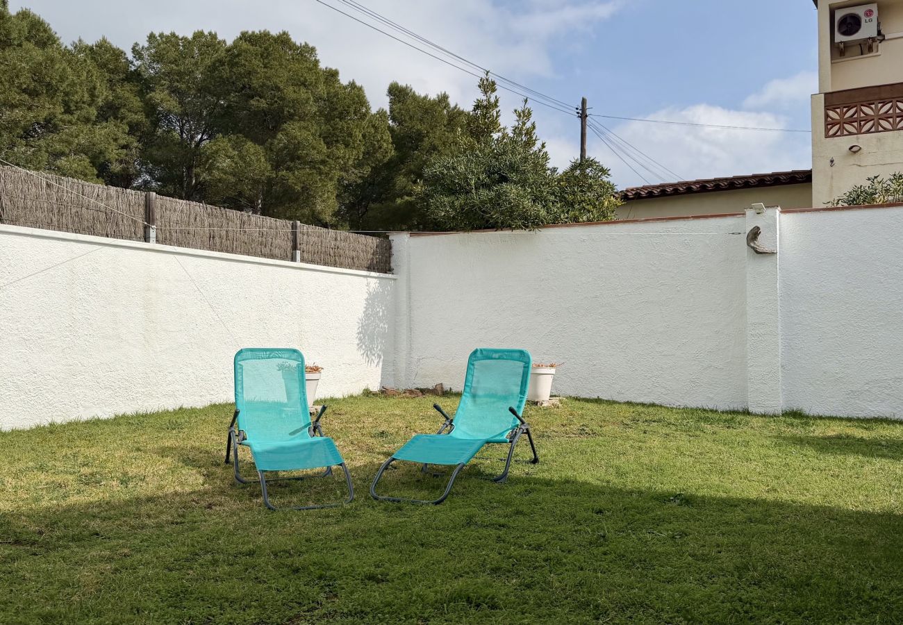 Casa adossada en L´Escala - CASA EDNA