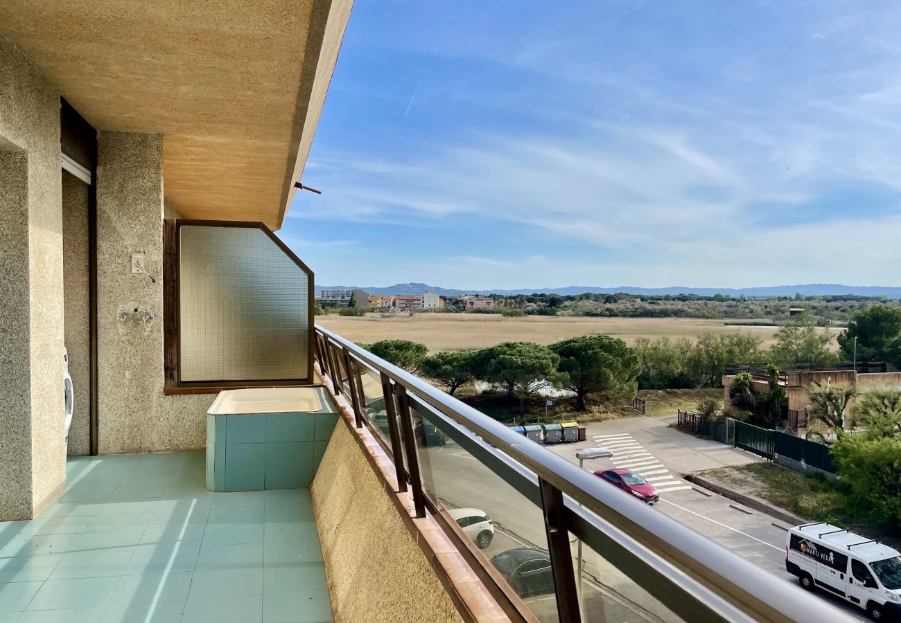 Ferienwohnung in Estartit - Schöne Wohnung direkt am Meer