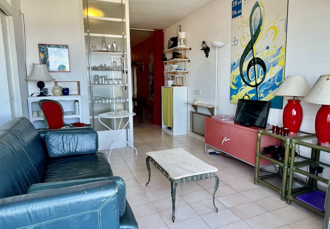 Ferienwohnung in L'Escala - PUIG PADRO 4 2-2