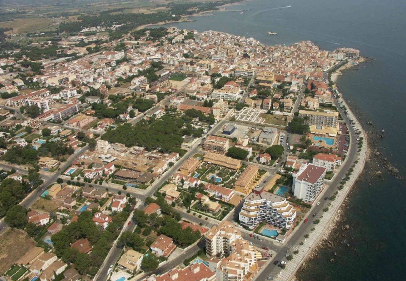 Ferienwohnung in L'Escala - APPARTEMENT PASSEIG DEL MAR 22 