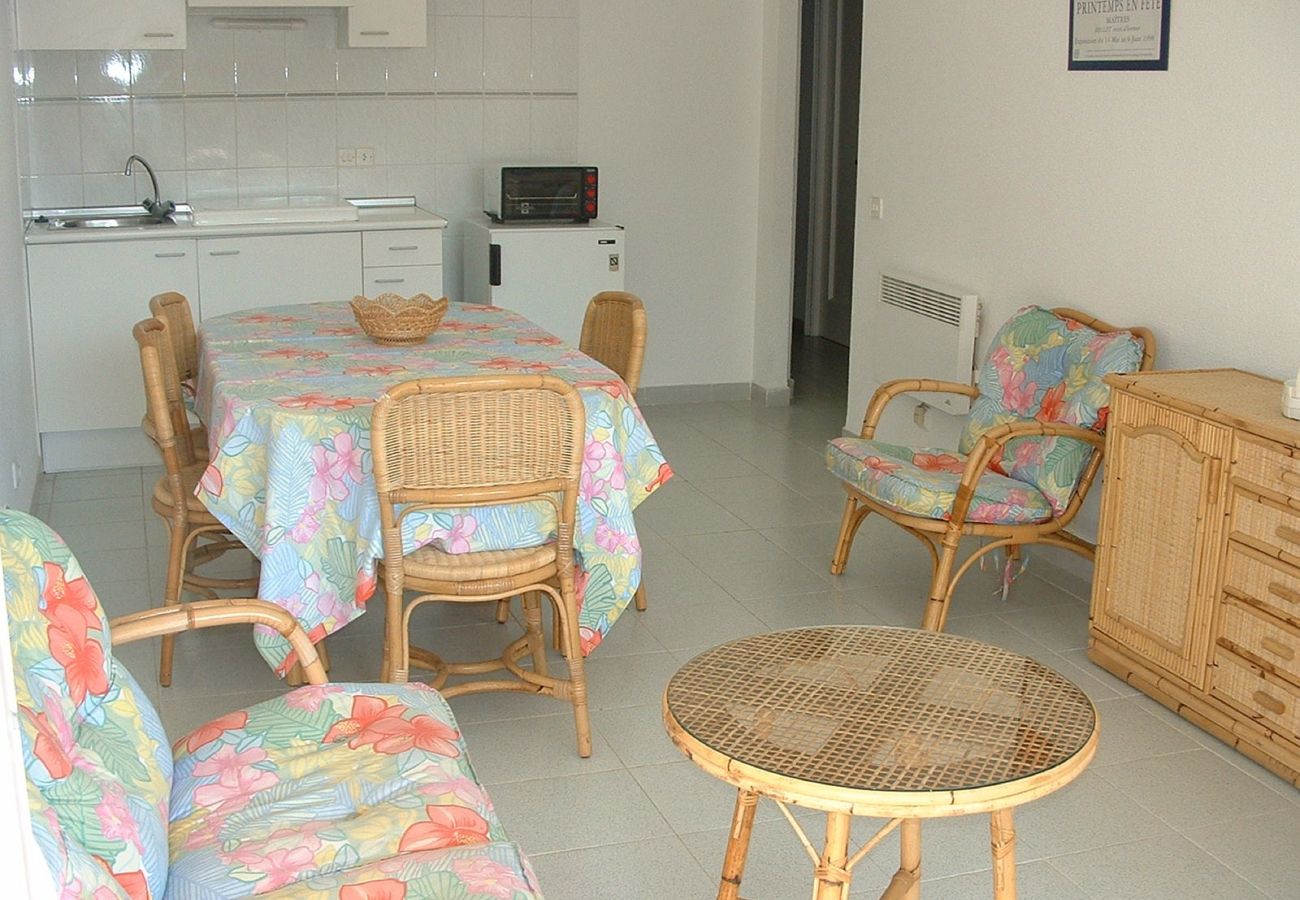 Ferienwohnung in L'Escala - APPARTEMENT MAGDA PARK 2D  J2E