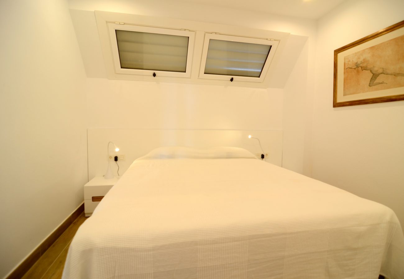 Ferienwohnung in L'Escala - APPARTAMENT PASSEIG DEL MAR 18