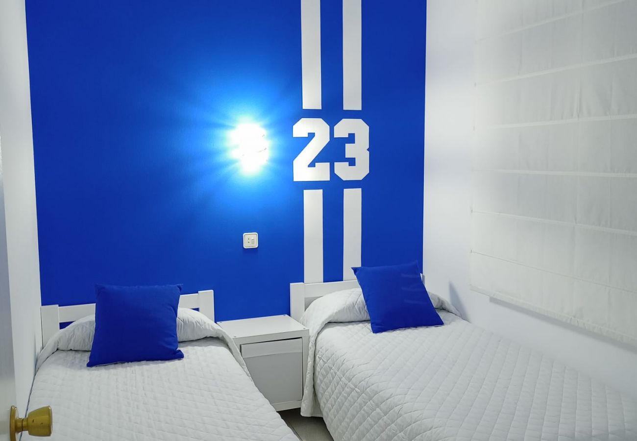 Ferienwohnung in L'Escala - FERIENWHONUNG CALA MONTGO 11 2D