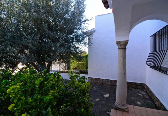 Ferienhaus in L'Escala - FERIENHAUS LA FLOR Ferienhaus in L'Escala - FERIENHAUS LA FLOR