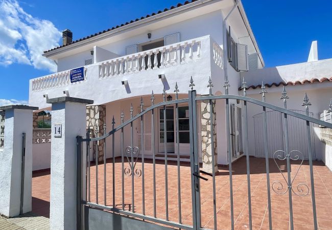 Ferienhaus in L'Escala - FERIENHAUS LA VINYA 14 3D Ferienhaus in L'Escala - FERIENHAUS LA VINYA 14 3D