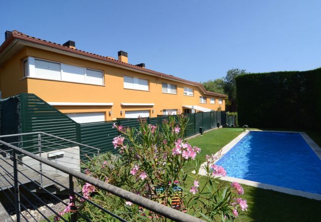 Ferienwohnung in Pals - TRIAS PLAÇA Ferienwohnung in Pals - TRIAS PLAÇA