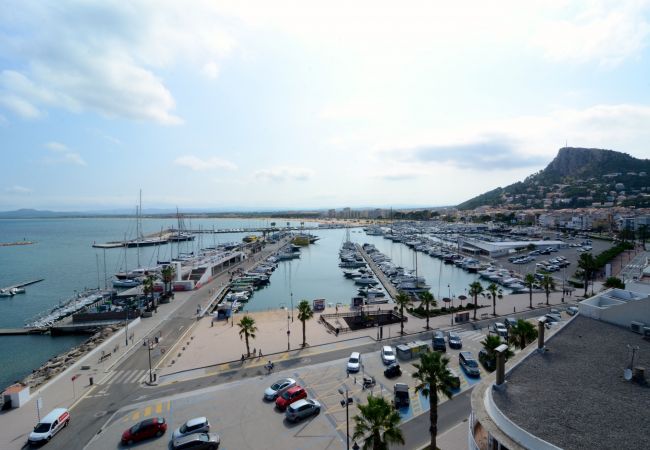 Studio in Estartit - NAUTIC ESTUDI BX-4 Studio in Estartit - NAUTIC ESTUDI BX-4