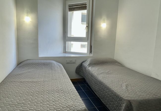 Ferienwohnung in L'Escala - APPARTAMENT PASSEIG DEL MAR 1