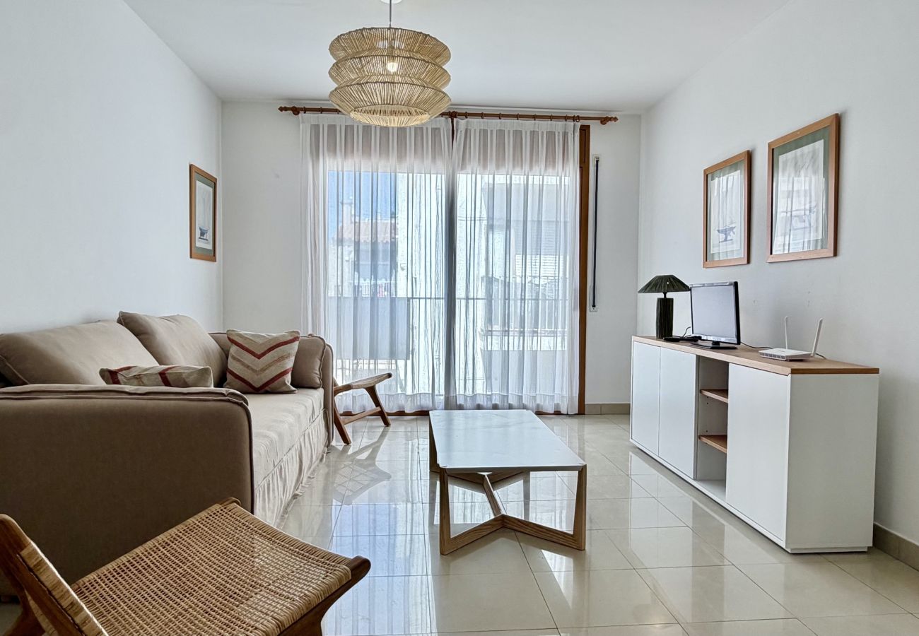 Ferienwohnung in L'Escala - MESTRAL 2-5