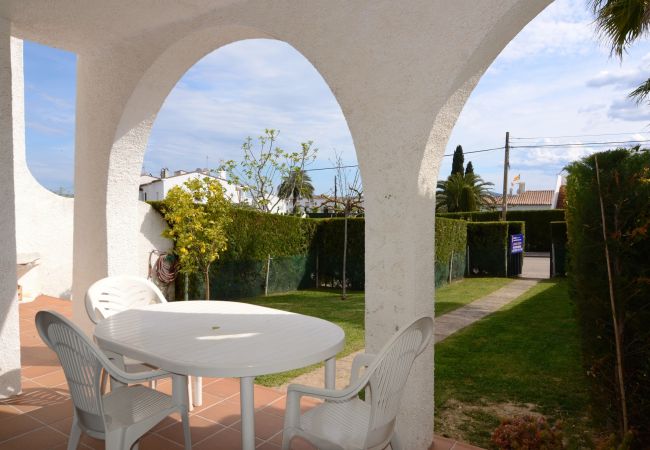 Ferienhaus in Estartit - LES CAPELLES 37 Ferienhaus in Estartit - LES CAPELLES 37