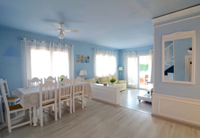 Villa in Pals - VILLA PEPITA BLUE met Schwimbad Villa in Pals - VILLA PEPITA BLUE met Schwimbad