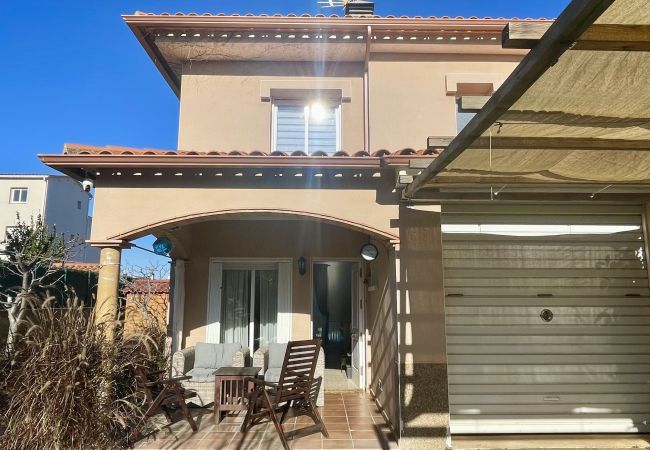 Doppelhaushälfte in L'Escala - RAMBLA MALLOLS 9, CASA LIA Doppelhaushälfte in L'Escala - RAMBLA MALLOLS 9, CASA LIA