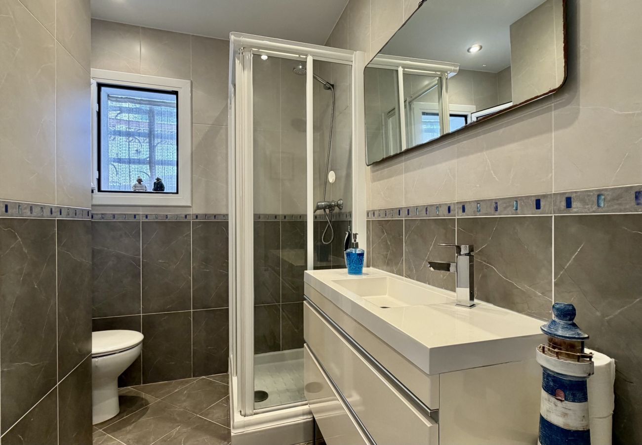 Doppelhaushälfte in L'Escala - CASA EDNA