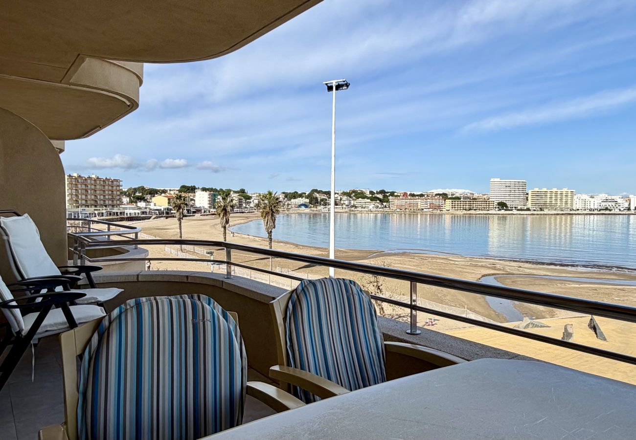 Ferienwohnung in L'Escala - LA LLONGADA