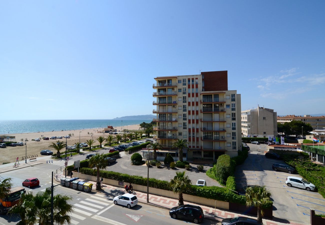 Appartement in Estartit - CAP CASTELL 8A