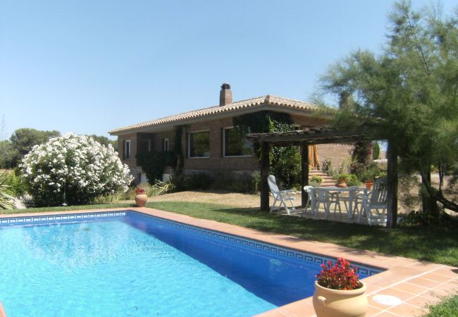 Villa in Garrigoles - LA ROMAGUERA