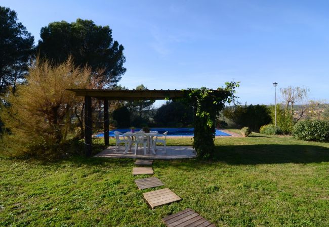 Villa in Garrigoles - LA ROMAGUERA Villa in Garrigoles - LA ROMAGUERA