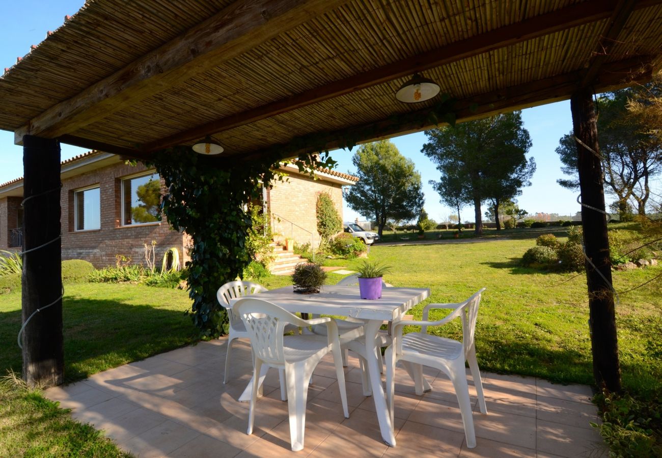 Villa in Garrigoles - LA ROMAGUERA