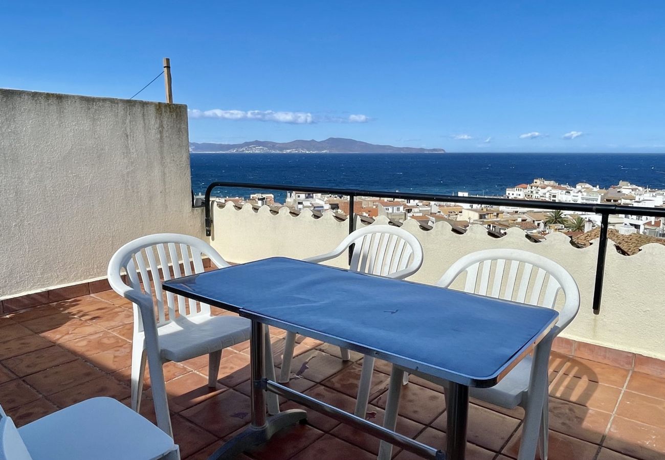 Appartement in L'Escala - PUIG PADRO 4 2-2