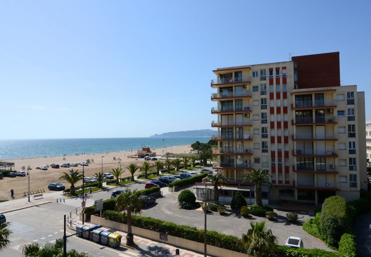 Appartement in Estartit - CAP CASTELL 6A