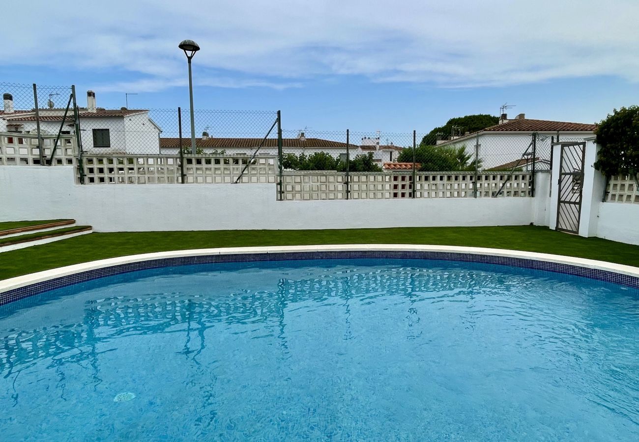 Huis in L'Escala - VAKANTIESHUIS LA VINYA 14 3D