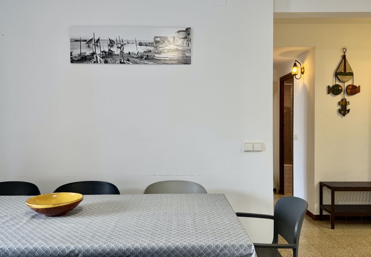 Appartement in L'Escala - APPARTEMENT ELS PESCADORS  2-2 3D