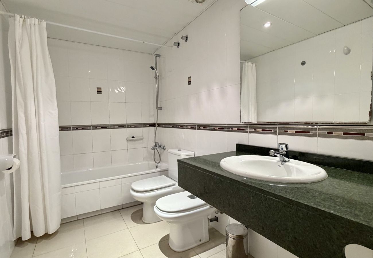 Appartement in L'Escala - MESTRAL 1-4