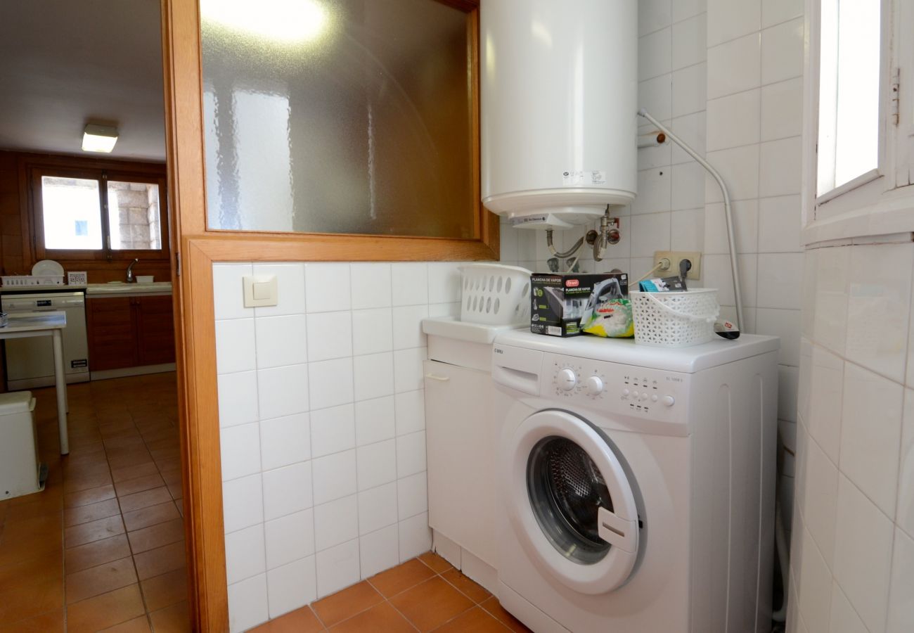 Appartement in L'Escala - APARTEMENT ALBATROS 2  3-1
