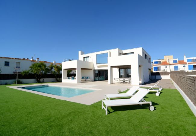 Villa in Torroella de Montgri - VILLA PINELL Villa in Torroella de Montgri - VILLA PINELL