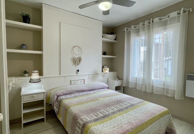 Villa in Pals - VILLA PEPITA BLUE with swimming-pool Villa in Pals - VILLA PEPITA BLUE with swimming-pool