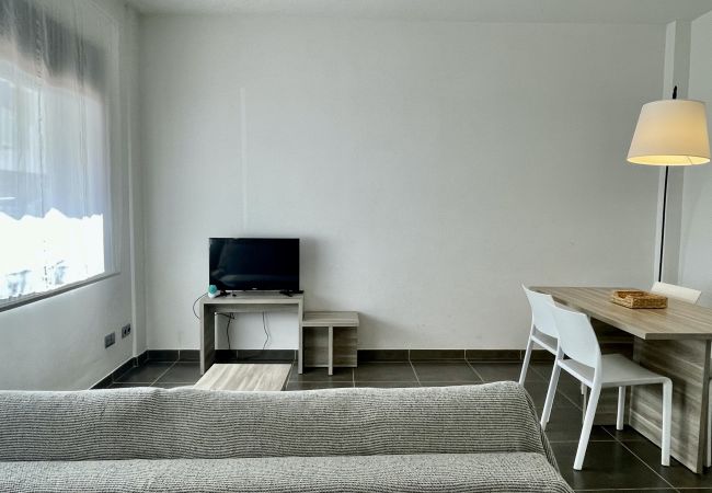 Appartement in Estartit - DARSENA B B-2 - Appartement met zwembad Appartement in Estartit - DARSENA B B-2 - Appartement met zwembad