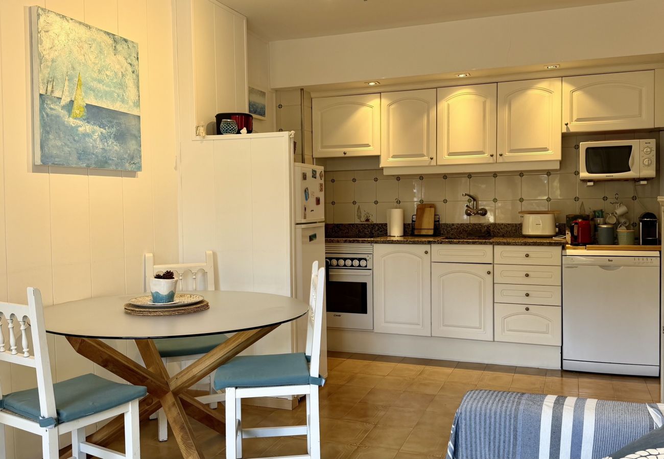 Appartement in Estartit - SALLES BEACH 08