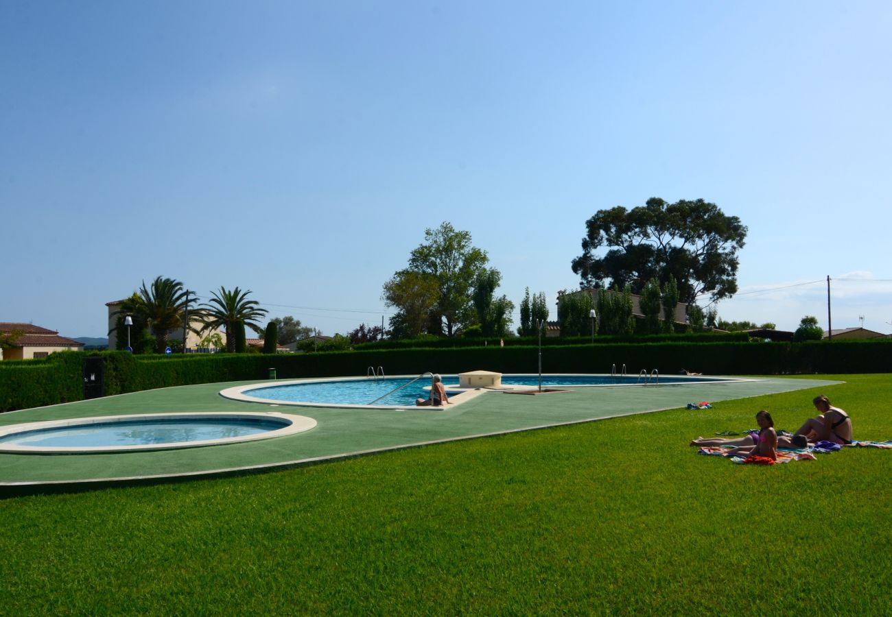 House in Estartit - BELL RACO B25