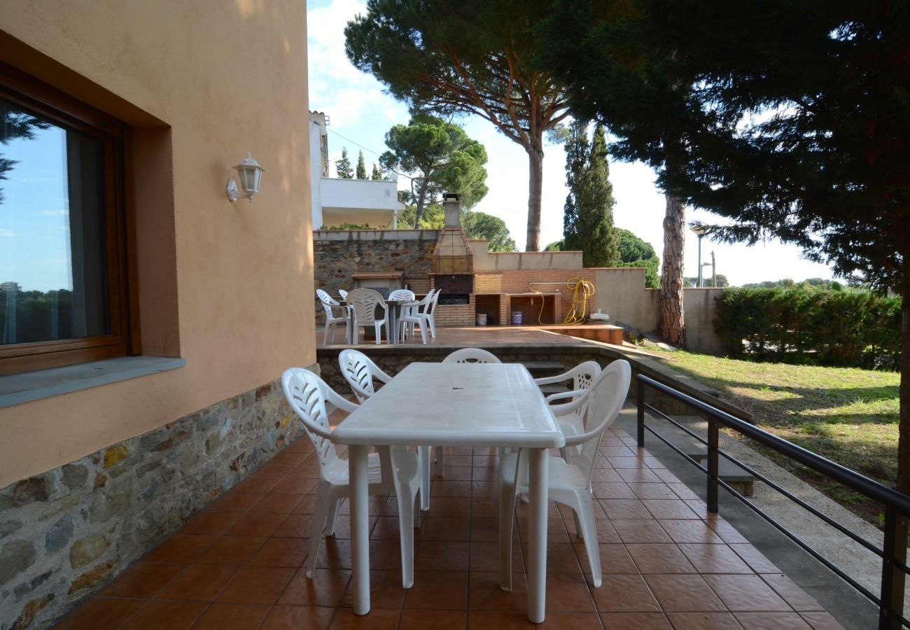 Apartment in L'Escala - MUSEU BAIXOS 4D