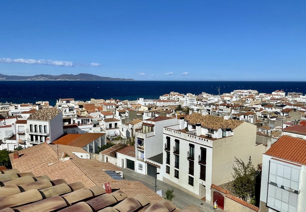 Apartment in L'Escala - PUIG PADRO 4 2-2