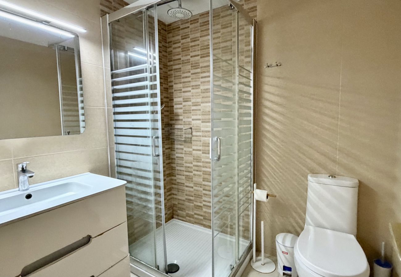 Apartment in L'Escala - APARTMENT ELS PESCADORS 2-1  3D