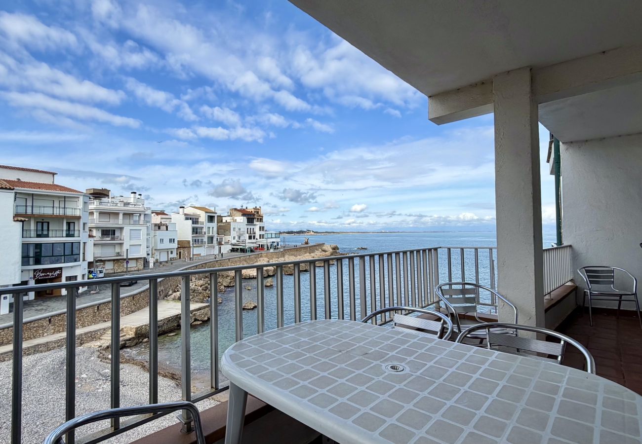 Apartment in L'Escala - APARTMENT ELS PESCADORS 2-1  3D