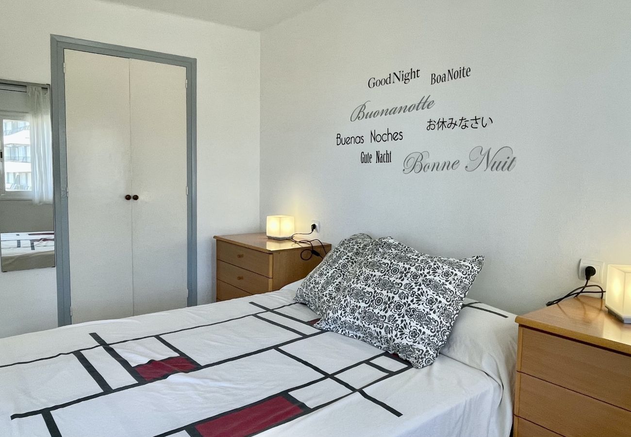Apartment in Estartit - ROCAMAURA I B 3-2