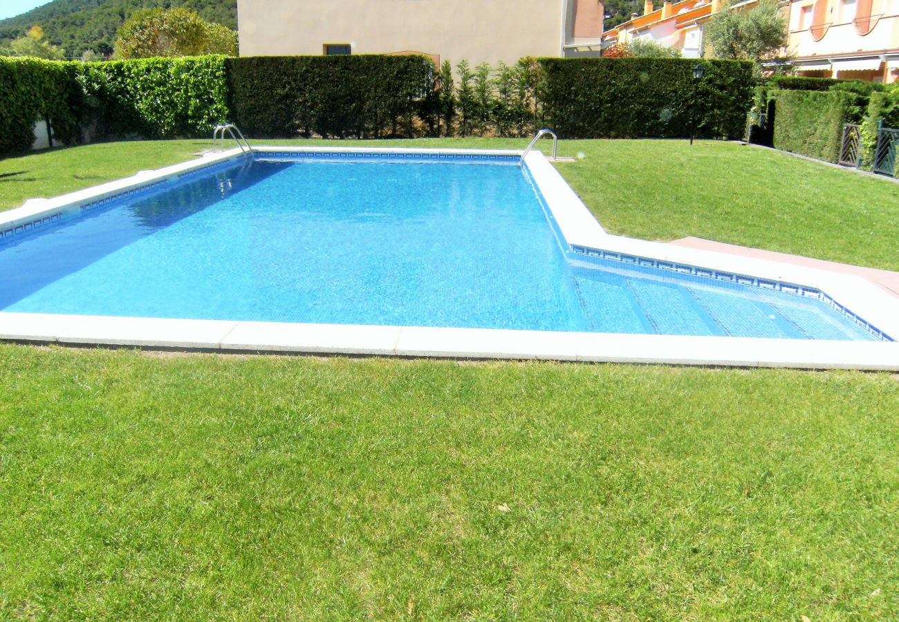 House in Estartit - TARRACO 20 (MARCEL.LI AUDIVERT) House in Estartit - TARRACO 20 (MARCEL.LI AUDIVERT)