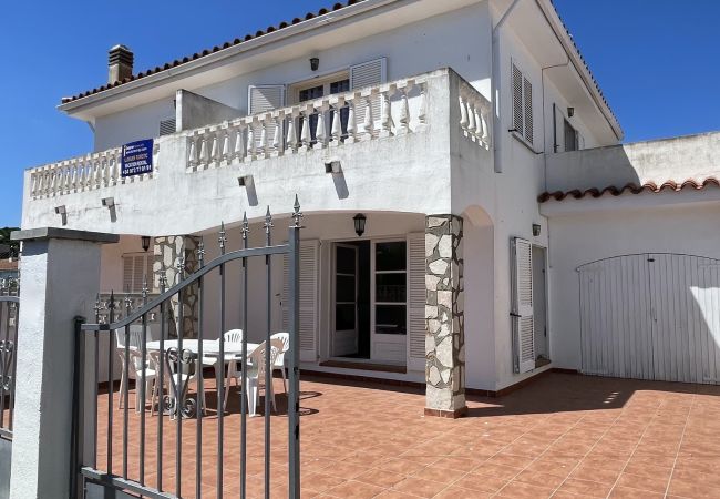  in L'Escala - HOUSE LA VINYA 14 3D