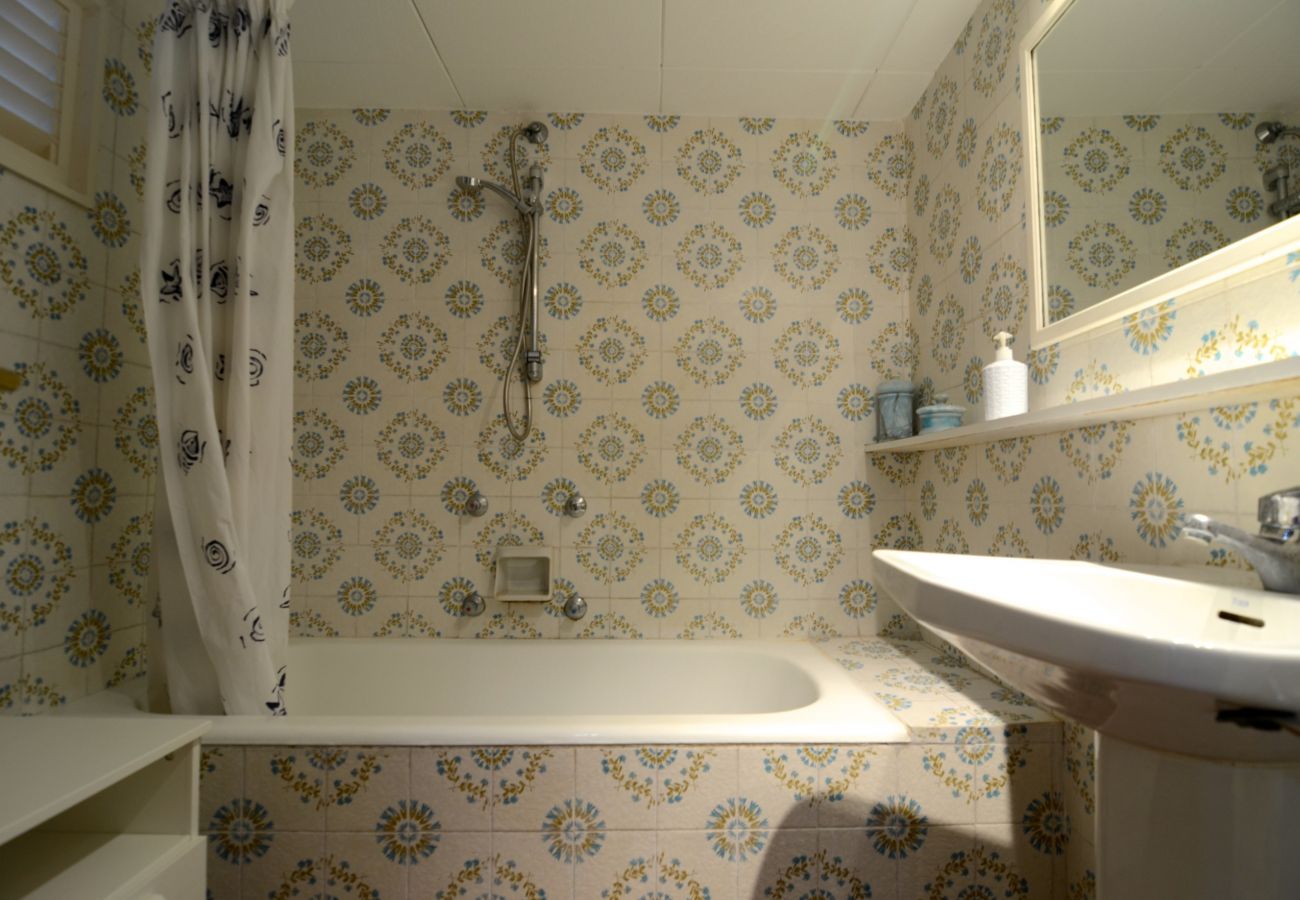 Apartment in Estartit - CATALONIA 3-5