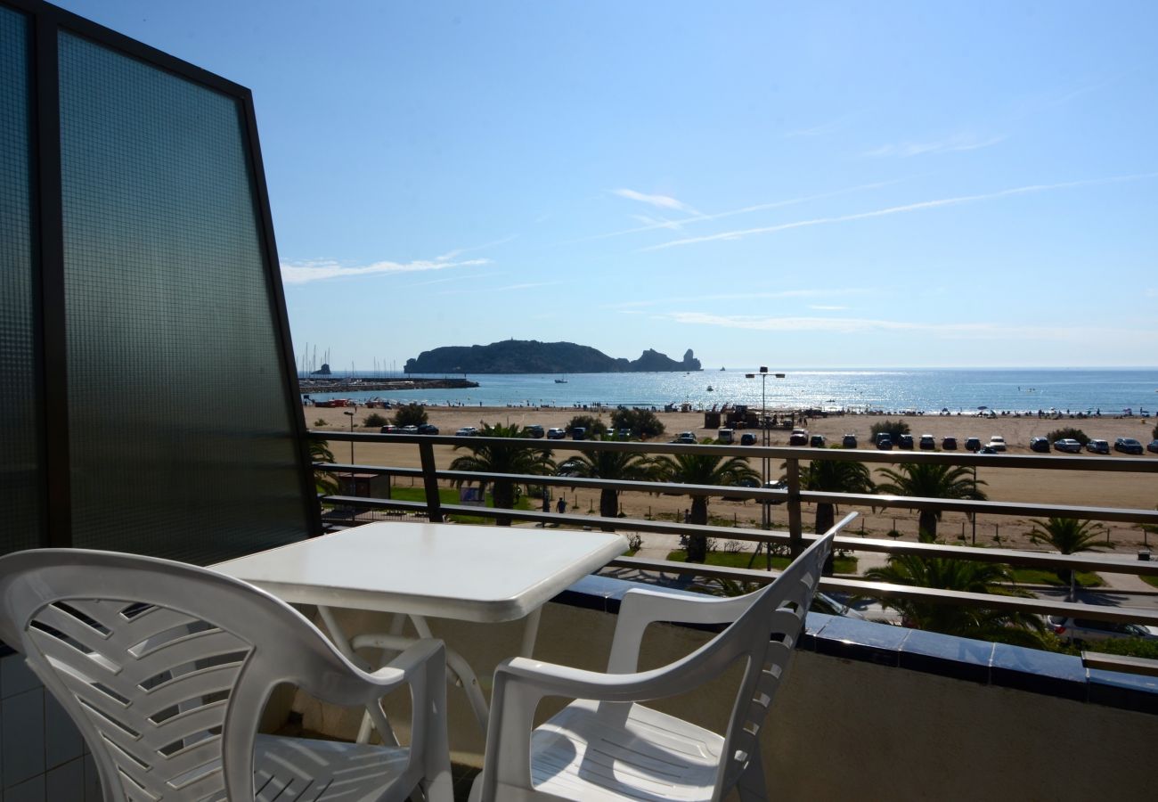 Apartment in Estartit - CATALONIA 3-5