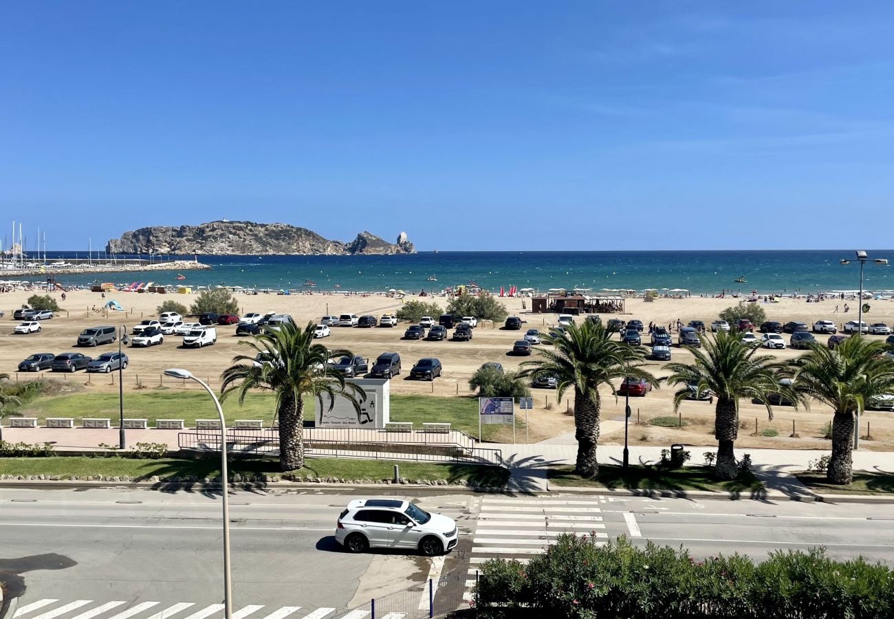 Apartment in Estartit - CATALONIA 3-9  