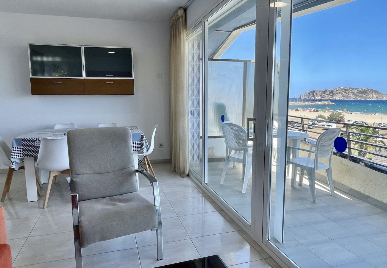 Apartment in Estartit - CATALONIA 3-9  