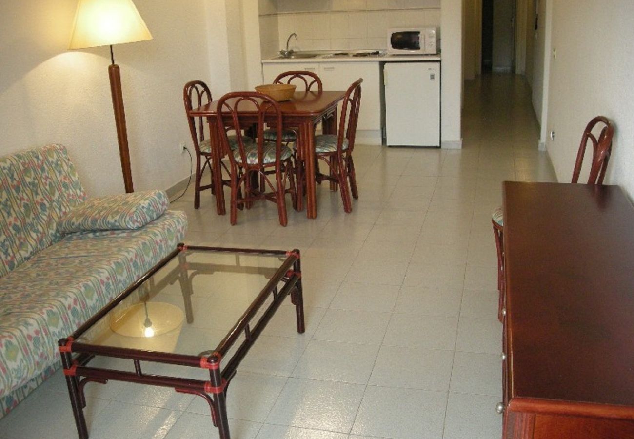 Apartment in L'Escala - APARTMENT 2D MAGDA PARK B2B