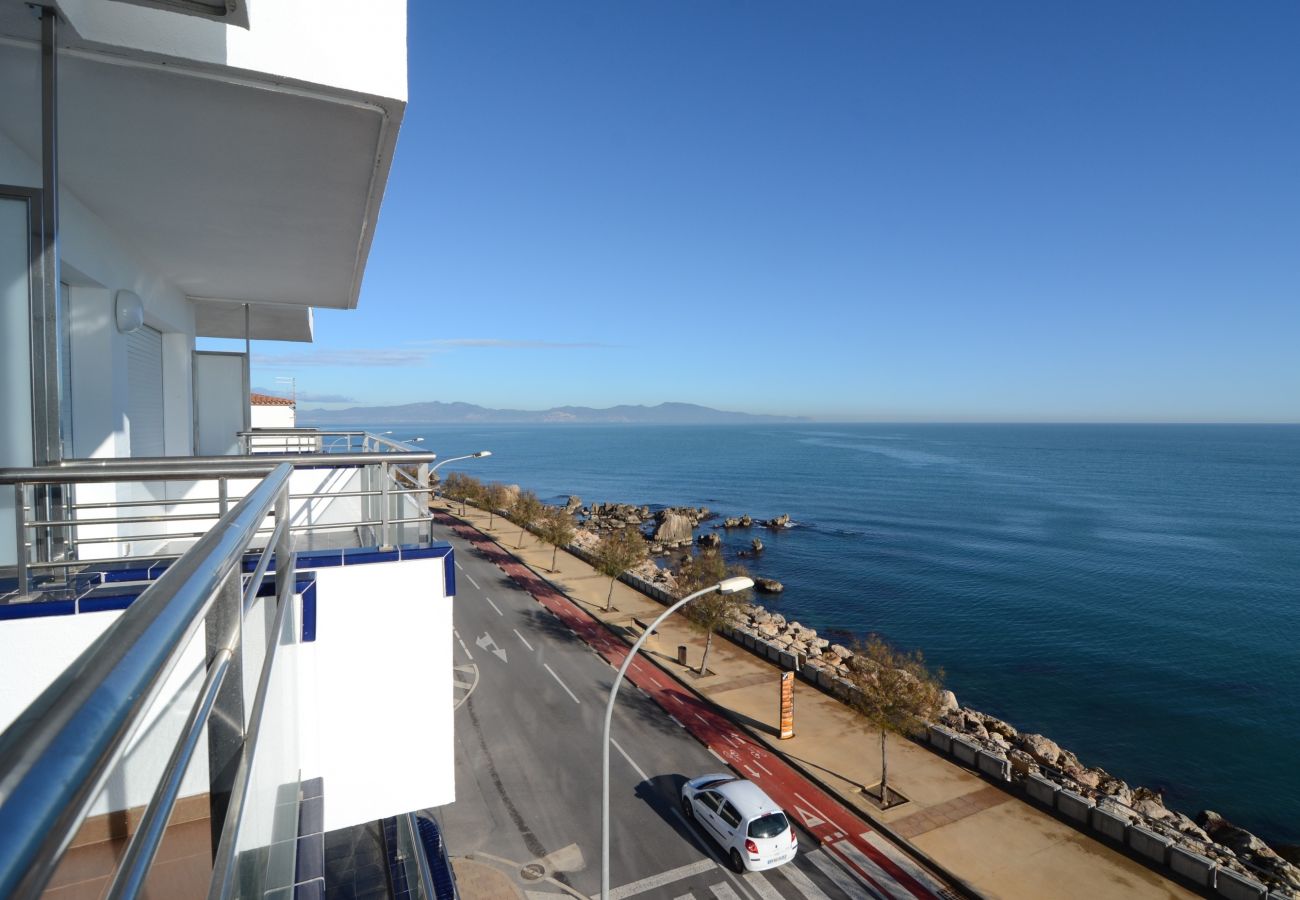 Apartment in L'Escala - FRONT MAR 406